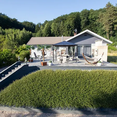 La Maison Du Bonheur- Spa, Detente & Nature Jarménil