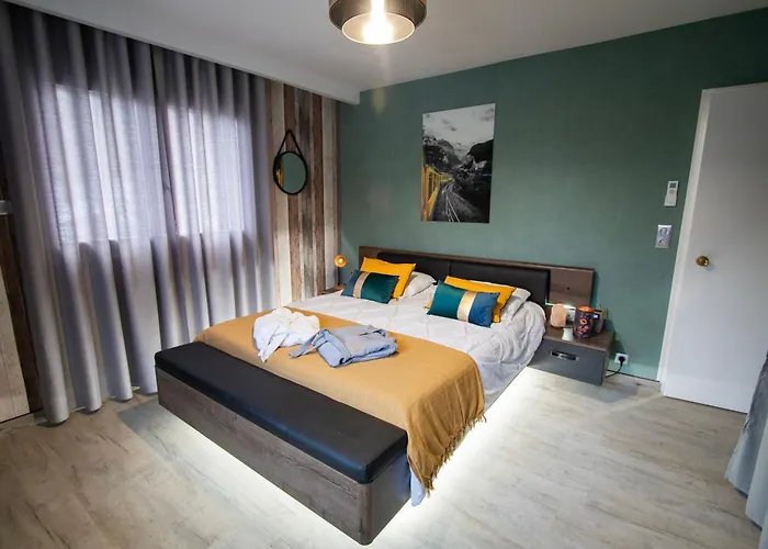 La Maison Du Bonheur- Spa, Detente & Nature 펜션 Jarménil