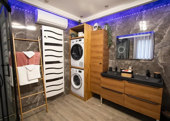 La Maison Du Bonheur- Spa, Detente & Nature 펜션