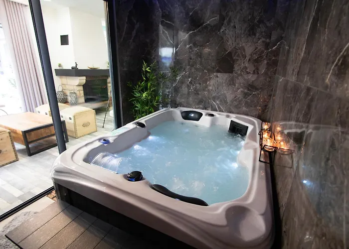 La Maison Du Bonheur- Spa, Detente & Nature *