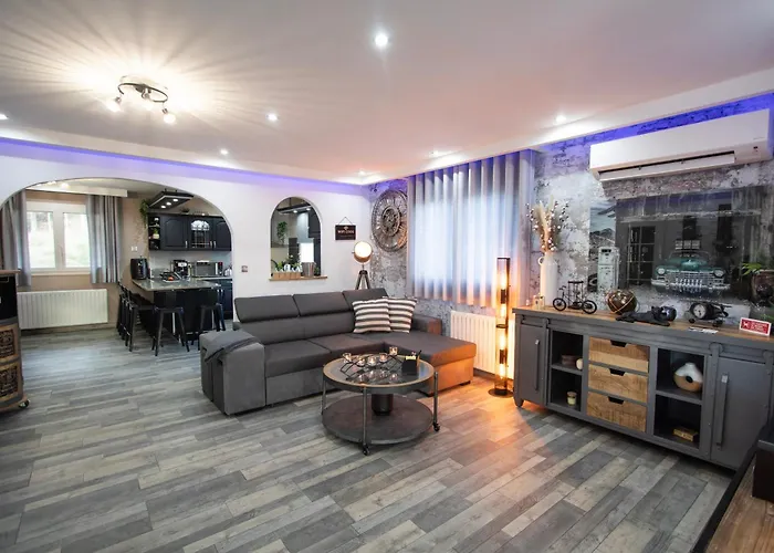 La Maison Du Bonheur- Spa, Detente & Nature 펜션